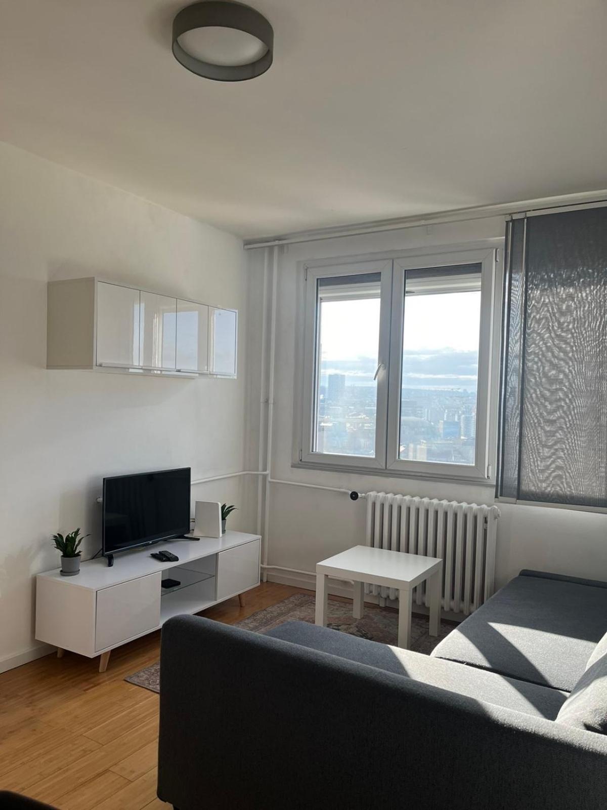Lenny Apartman Belgrado Buitenkant foto