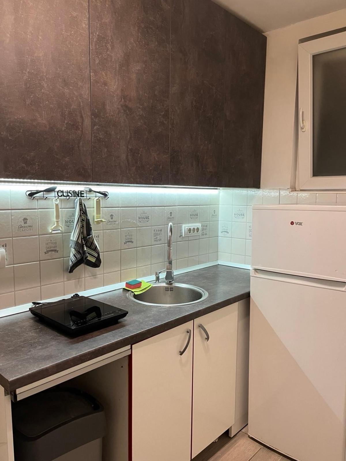 Lenny Apartman Belgrado Buitenkant foto